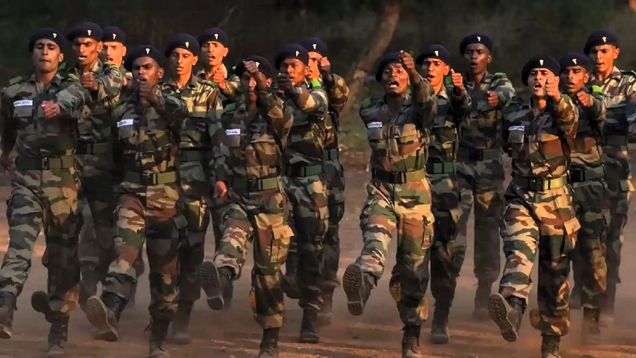 Jobs for Ex Agniveer: माजी अग्निवीरांसाठी राज्य सरकारचा मोठा निर्णय; शासकीय सेवेत १ हजार पदांना मंजुरी!