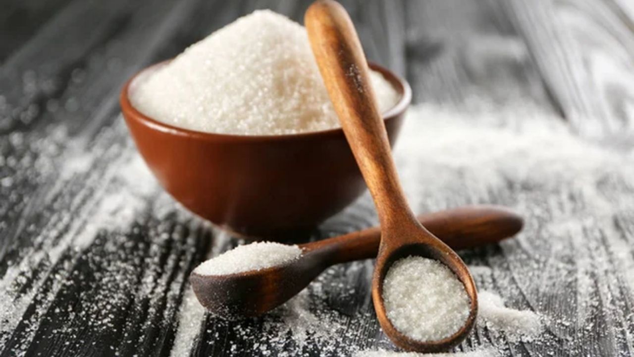 New Sugar Quota System: साखरेच्या कोटा पद्धतीत केंद्राचा मोठा बदल; महाराष्ट्रातील साखर कारखान्यांवर काय होणार परिणाम?
