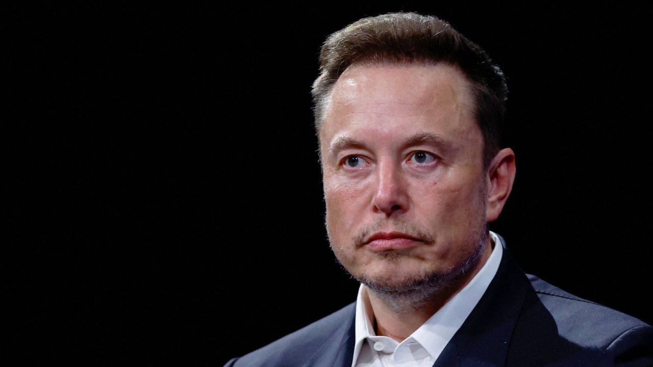 Elon Musk Net Worth : संपत्ती गडगडली, जिथे होते पुन्हा तिथेच आले मस्क! 1 ट्रिलियन डॉलर्सचा टप्पा हुकला; नेमका कसा बसला ब्रेक?