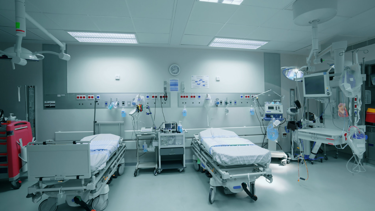 Tax Relief On Medical Bills: ऑफिसने रुग्णालयाचा खर्च नाकारला? इन्कम टॅक्स रिटर्नमध्ये करा असा दावा; पाहा कसा होईल फायदा
