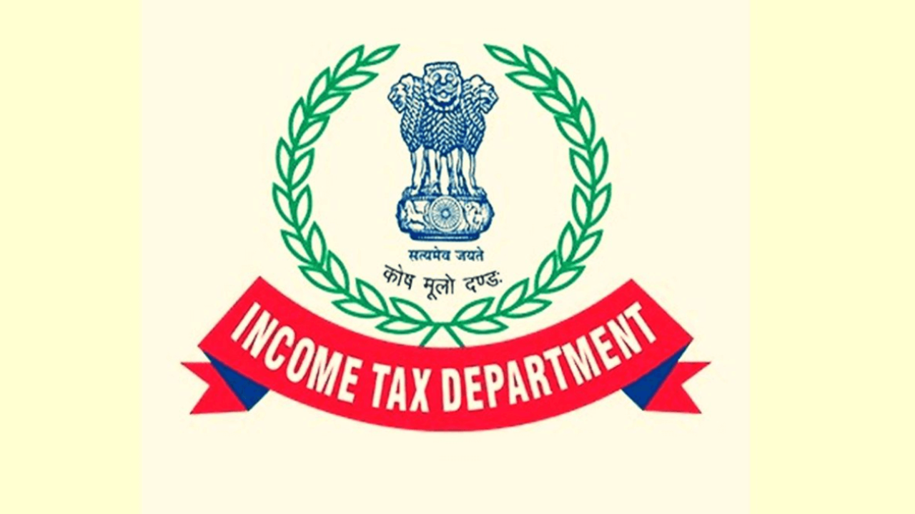 Foreign Money Transfer : परदेशात पैसे पाठवणारे Income Tax च्या रडारवर! देशभरात संशयास्पद व्यवहारांची मोठी चौकशी