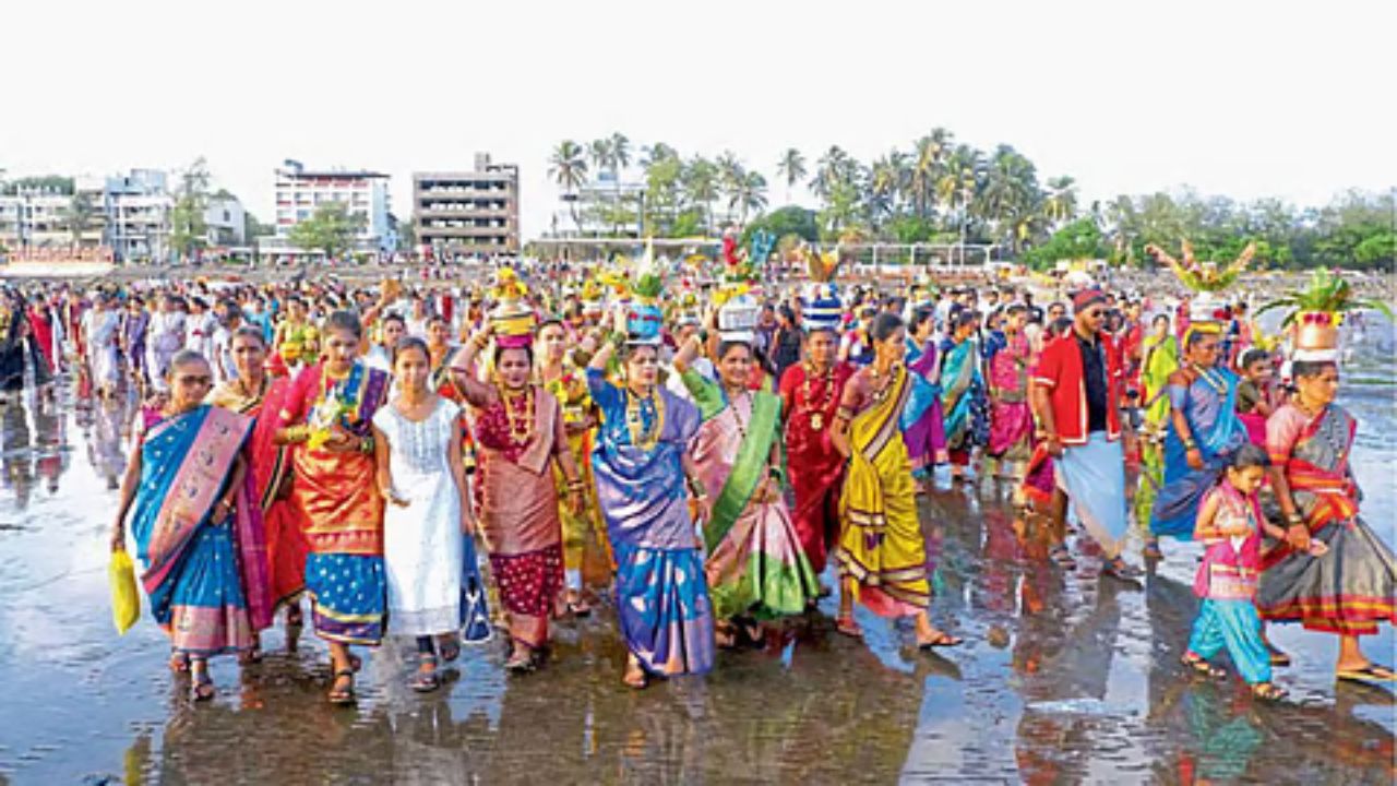 Narali Purnima: पारंपरिक वेशभूषेत फोटोशूटपासून कोळीगीतांच्या गजरापर्यंत; कल्याणमध्ये नारळी पौर्णिमेची धूम