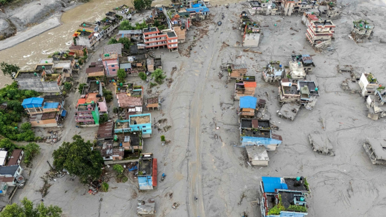 Nepal Flash Flood: ‘चीनने ग्लेशियरची योग्य माहिती दिली नाही…’, नेपाळचा चीनवर आरोप