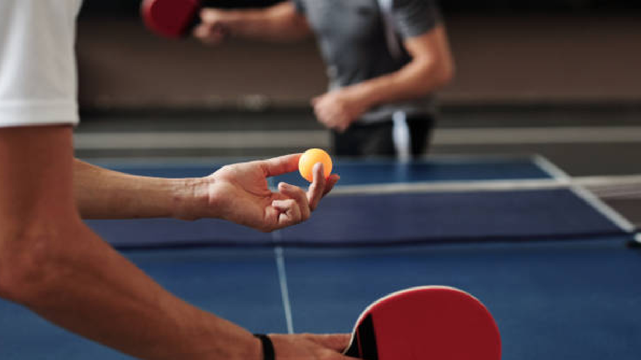 पुण्यात Table Tennis स्पर्धेचा थरार! श्रेयस माणकेश्वर, सई कुलकर्णी यांची बाजी; तर 60 वर्षांवरील गटात…