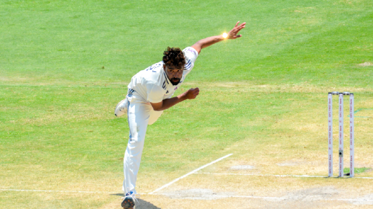 IND Vs SL: गर्वाचे घर खाली! श्रीलंकेला बुडवायची स्वप्न मात्र विकेट कुठे मिळतेय? पहिल्या 20 ओव्हर्समध्ये…