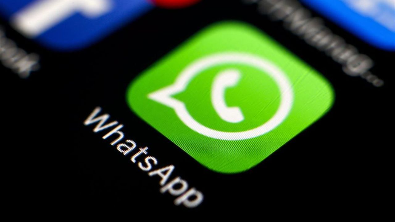वॉर्निंगशिवाय रिव्यू केले जात आहेत WhatsApp अकाऊंट! नेमकं प्रकरण आहे तरी काय? जाणून घ्या सविस्तर