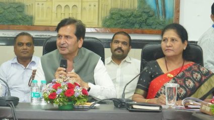 गणेशोत्सवातून ‘ड्रग्स फ्री मुंबई’चा संदेश द्या; गणेश मंडळांना मंत्री मंगल प्रभात लोढा यांचे आवाहन