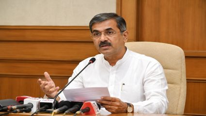 Satara News: अर्जांच्या पाठपुराव्याला पालकमंत्री कार्यालयाचा वेग; वर्षभरात १,२३६ प्रकरणे मार्गी