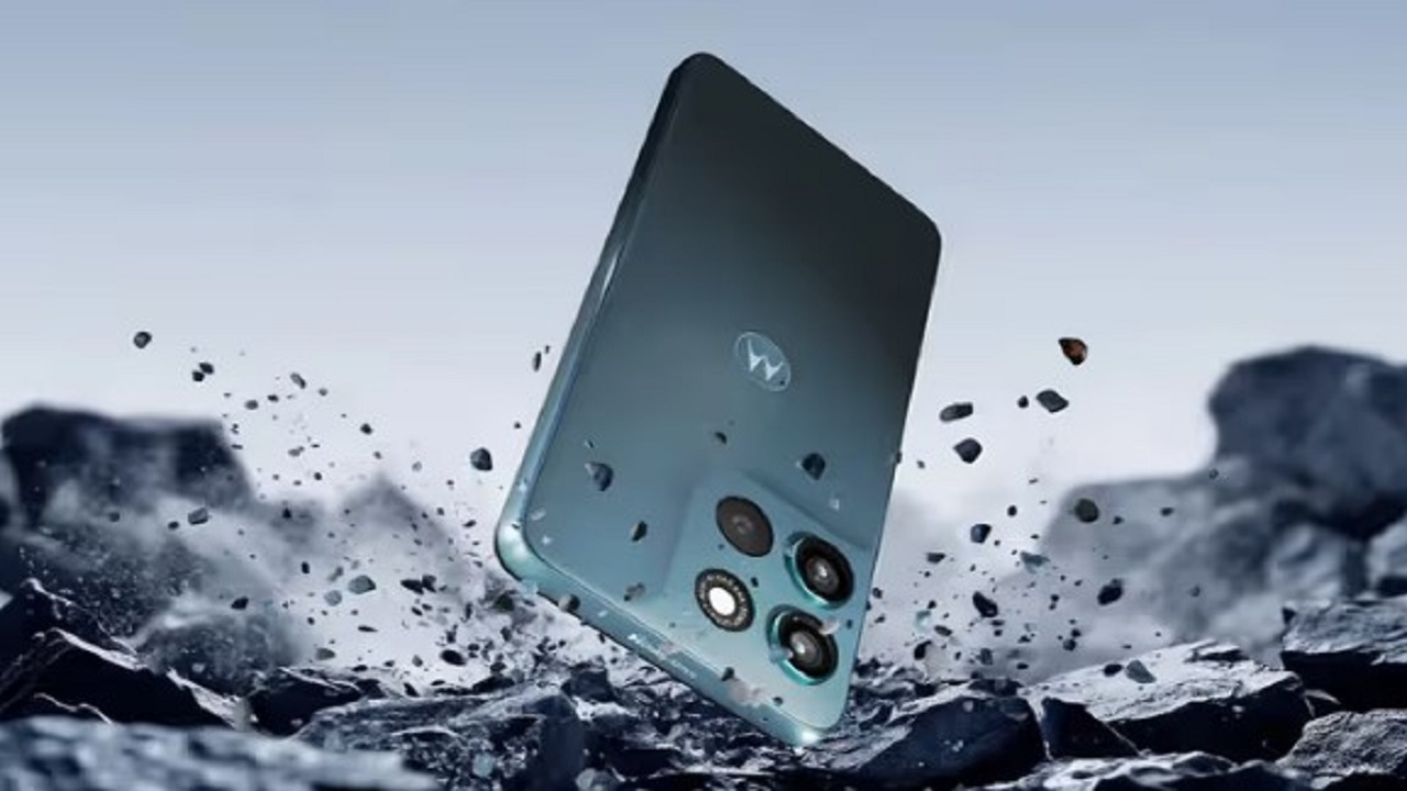 7000 mAh बॅटरीसह स्नॅपड्रॅगन प्रोसेसर असलेला Motorola चा ‘हा’ फोन ठरतोय बेस्ट; किंमत फक्त…