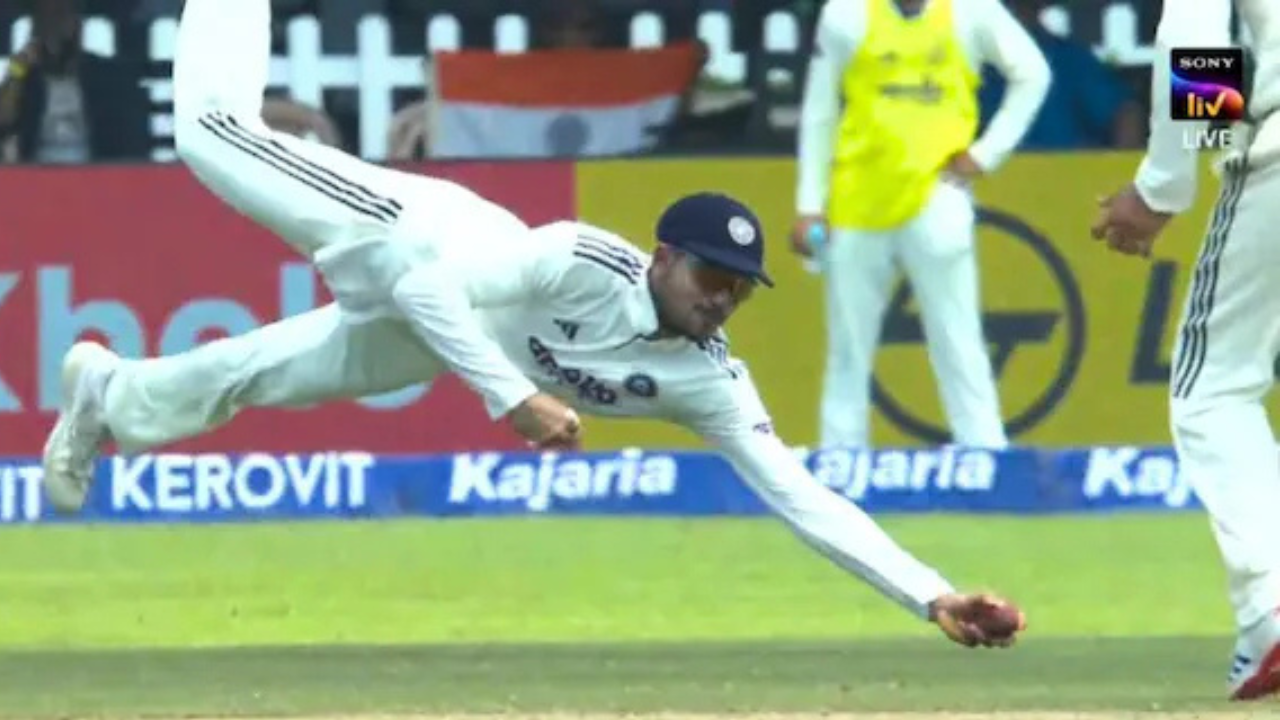 IND vs SL: आई शपथ! शुभमन गिलचा हवेत कॅच! क्षणात श्रीलंकेच्या खेळाडूचे धाबे दणाणले