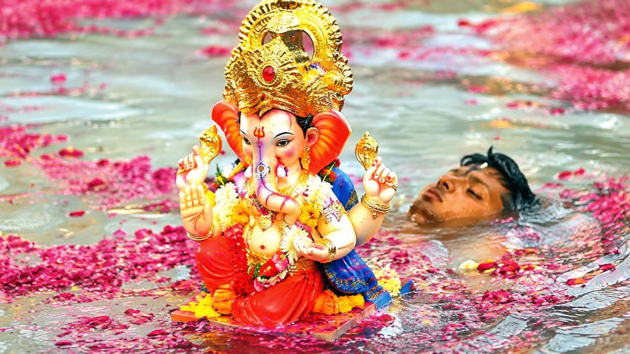 समुद्रात ‘मरीन नेव्हिगेशन बॉईज’ची सोय!ओहोटी रेषेच्या चिन्हांकनासाठी पालिकेचा २.७७ कोटींचा प्रस्ताव