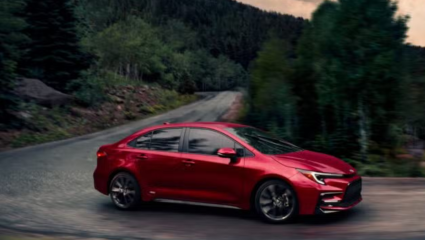 Most Reliable Luxury Hybrid Cars: लॉंग टाईम टिकणाऱ्या बेस्ट लग्जरी हायब्रिड कार्स! मायलेज, फीचर्स आणि किंमतींची संपूर्ण माहिती