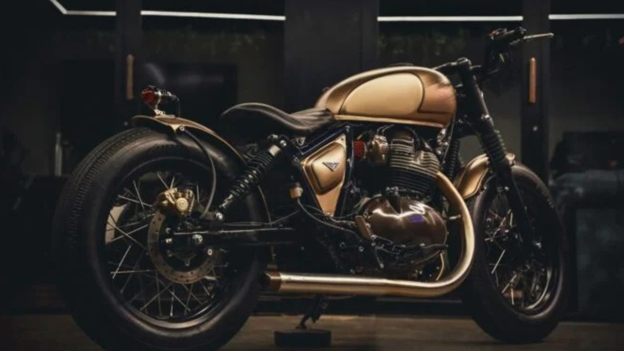 Royal Enfield Interceptor 650 एका वेगळ्याच अंदाजात! मुंबईच्या ‘मीन ग्रीन कस्टम्स’ने बनवली इंटरसेप्टर 650  ची दणकेबाज बॉबर बाईक