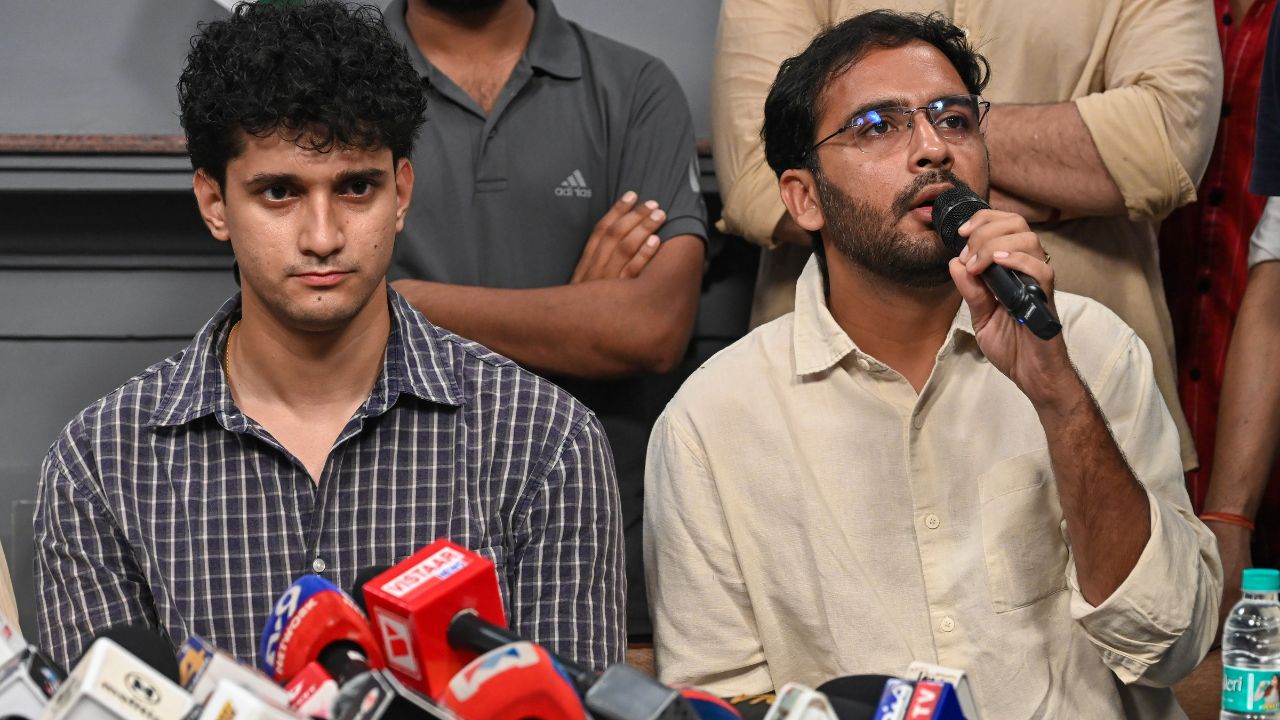 CJP News: ‘दोन महिन्यांत CJP…’; कॉकरोच जनता पार्टीच्या प्रवक्त्याचा जोरदार हल्लाबोल, सरकारला दिला पुन्हा थेट इशारा
