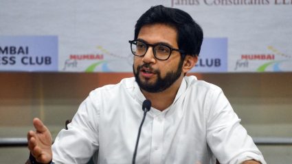 Aaditya Thackeray: ‘गुंगी गुडिया’ वक्तव्यावरून आदित्य ठाकरेंचा काँग्रेसला डोस; ‘महिलांचा अपमान’ म्हणत भाजपलाही खेचले!