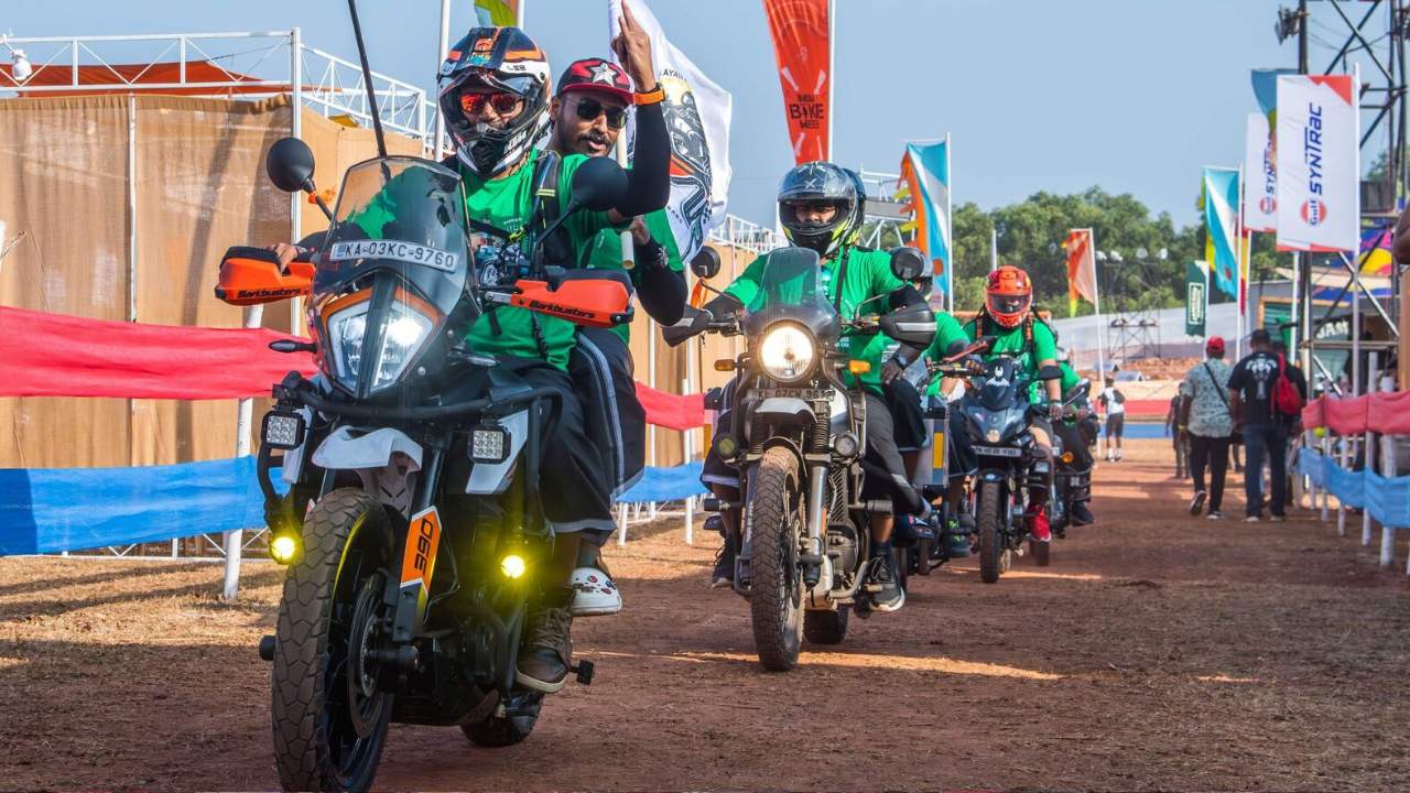 या सोहळ्यात देशभरातूनच नव्हे तर जगभरातून हजारो रायडर्स आपल्या आवडत्या सुपरबाइक्स घेऊन उत्साहाने एकत्र येतात. विविध शहरांतून हजारो किलोमीटरचा प्रवास करून एकत्र येणारे हे रायडर्स या उत्सवात एक अनोखी ऊर्जा निर्माण करतात.