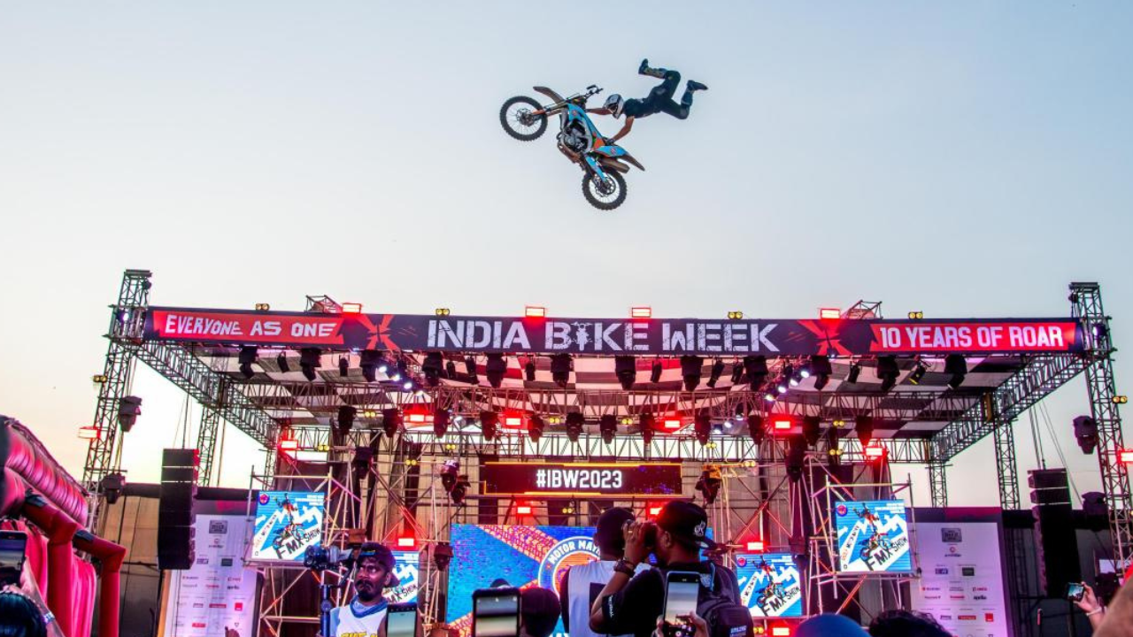 इंडिया बाइक वीक (IBW) हा भारतातील सर्व बाइकप्रेमी आणि रायडर्सचा सर्वात मोठा व लोकप्रिय फेस्टिव्हल मानला जातो. दरवर्षी गोव्यात आयोजित केला जाणारा हा उत्सव केवळ दुचाकींचे प्रदर्शन नसून रायडिंग संस्कृतीचा एक आगळावेगळा सोहळा आहे.