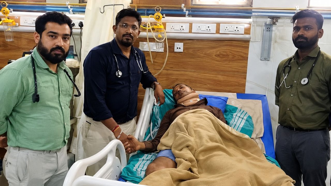 व्हेंटिलेटर वरील रुग्णाला नवजीवन! रायगड हॉस्पिटल मधील डॉक्टरांच्या मेहनतीला मिळाले यश