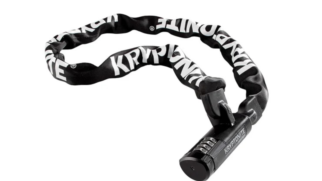 क्रिप्टोनाइट कीपर ७१२ कॉम्बो लॉक (Kryptonite Keeper 712 Combo Lock) ई-सायकल सुरक्षेच्या बाबतीत क्रिप्टोनाइट हा विश्वासू ब्रँड मानला जातो. हे मेकॅनिकल कॉम्बिनेशन लॉक असल्याने चावी सोबत ठेवण्याची गरज भासत नाही. साखळीवर वॉटरप्रूफ अन् अँटी-रस्ट नायलॉन कव्हर दिलेले असून कट-प्रतिरोधक साखळीमुळे चोरीचा प्रयत्न सहज अपयशी ठरतो.