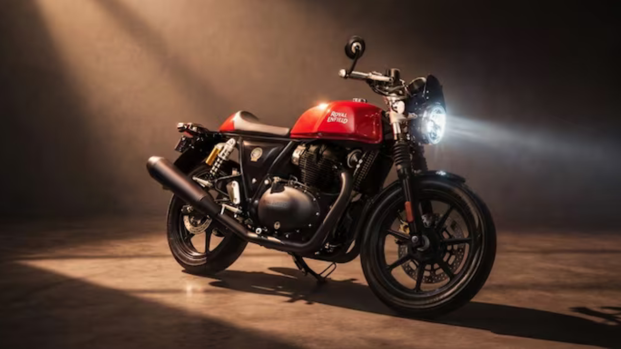 Royal Enfield: नवीन फीचर्ससह लाँच झाली ‘Royal Enfield Continental GT 650′; ३.५८ लाखांपासून किंमत सुरू