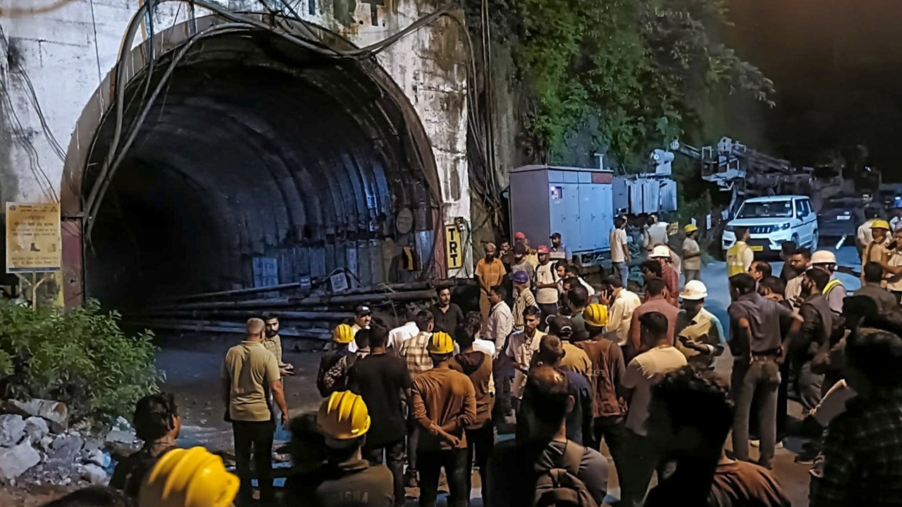 Uttarakhand Tunnel Accident: चमोली बोगदा दुर्घटनेत 7 जणांचा मृत्यू; 14 मजुरांची सुखरूप सुटका; मृतक आणि जखमींची नावे समोर