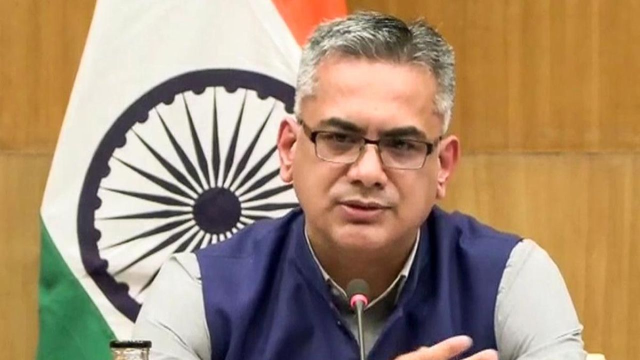 Vishvesh Negi IFS : इराणसाठी भारताचा नवा चेहरा; ज्येष्ठ मुत्सद्दी विश्वेश नेगी यांच्यावर सोपवली तेहरानची मोठी जबाबदारी