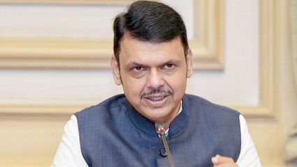 शेतकऱ्यांसाठी मोठी बातमी! राज्य सरकारकडून कर्जमाफीचा पहिला हप्ता वितरित; 6.22 लाख खात्यांमध्ये तब्बल ‘इतके’ कोटी जमा