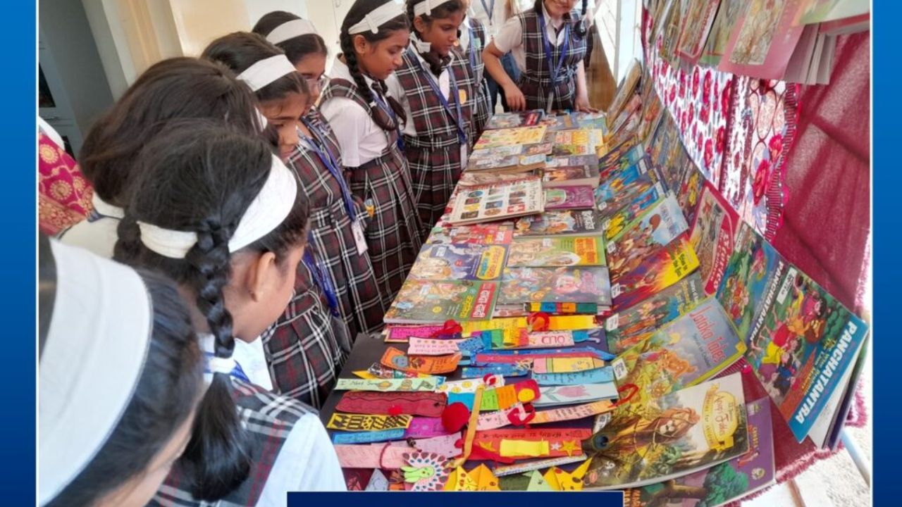 Granthapal Din: ग्रंथांचे महत्त्व कालातीत; श्रीराम वाचनालयात ग्रंथपाल दिन आणि सत्कार सोहळा थाटात संपन्न!