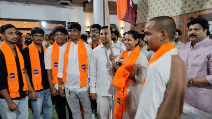 Maharashtra Politics: महायुतीच्या फोडाफोडीत मनसेची मुसंडी, भाजपला धक्का देत पदाधिकाऱ्यांची ‘घरवापसी’!