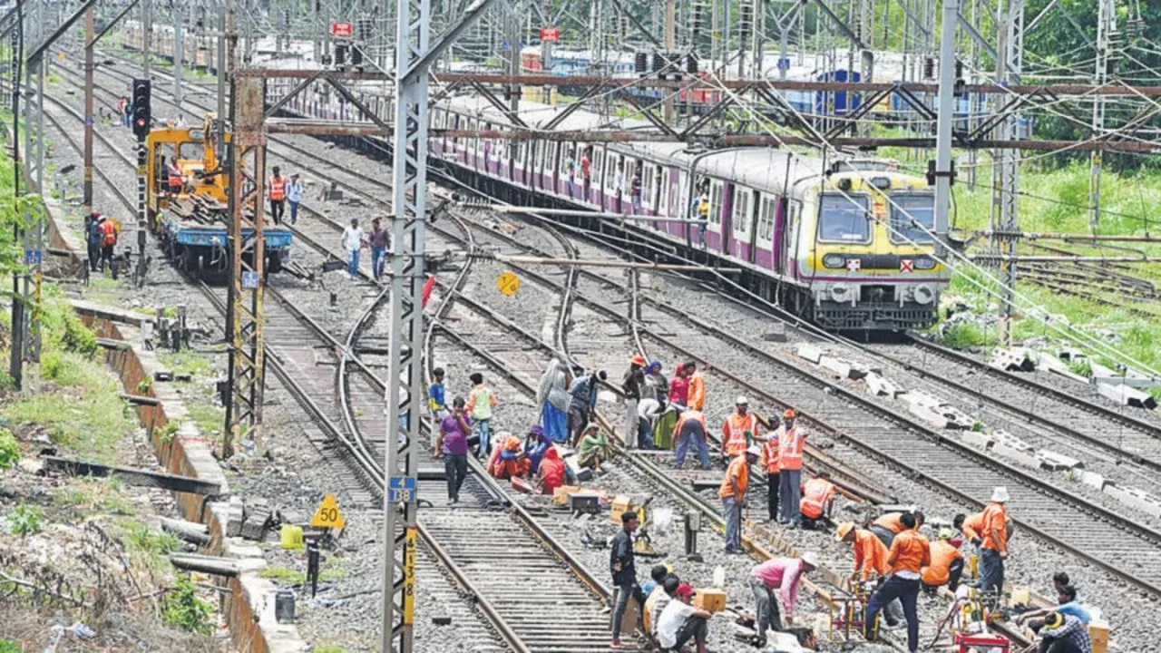 Mumbai Local Megablock : रविवारी प्रवाशांचा खोळंबा! मेगाब्लॉकमुळे ट्रान्स-हार्बरला फटका; वंदे भारतसह एक्स्प्रेसही होणार लेट