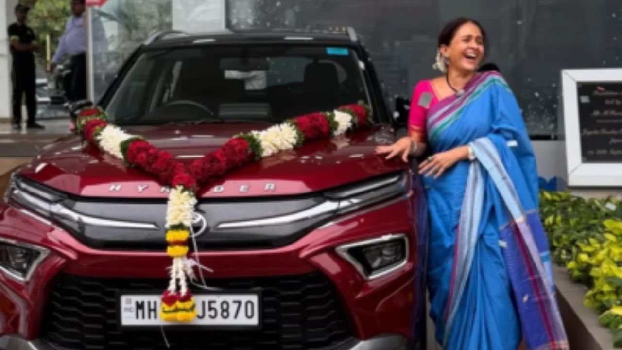 Aishwarya Narkar New Car: ऐश्वर्या नारकरांनी खरेदी केली नवी कोरी गाडी; किंमत ऐकून व्हाल थक्क! अभिनेत्रीच्या पोस्टने वेधलं लक्ष