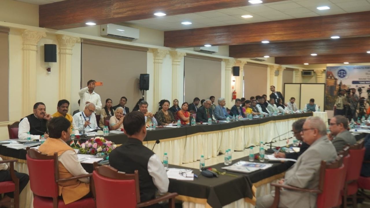 ‘एक देश, एक निवडणूक’ला न्यायमूर्ती, वकील आणि अर्थतज्ज्ञांचा पाठिंबा; मुंबईतील परिषदेत ठराव मंजूर