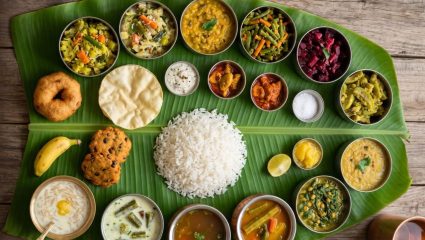 दक्षिण भारतात केळ्याच्या पानावर जेवण का सर्व्ह केले जाते? पारंपारिक पद्धतीत दडलेत अनेक आश्चर्यकारक फायदे