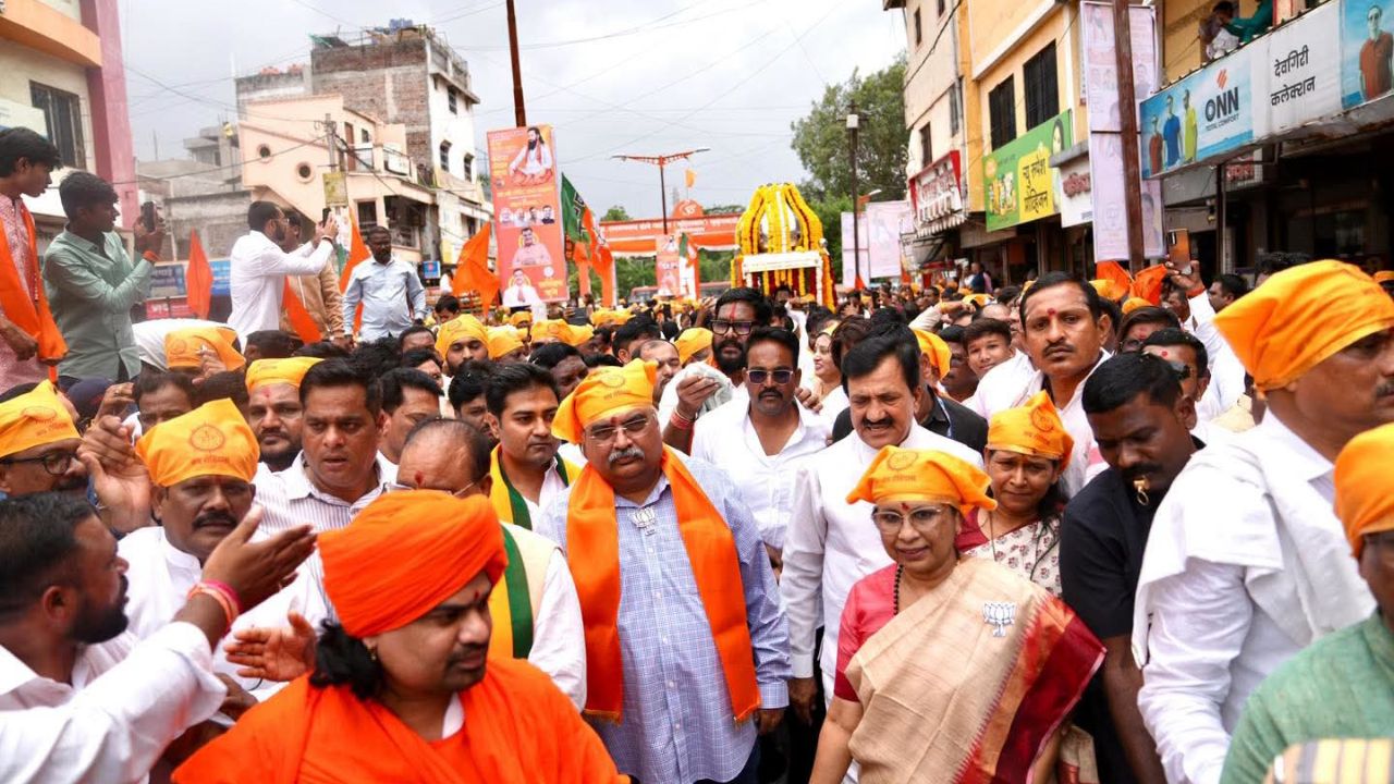 ‘विकसित भारतासाठी जातीव्यवस्थेच्या पलीकडे जाऊन राष्ट्रभक्तीचा धागा जपा’; रविंद्र चव्हाण यांचं आवाहन