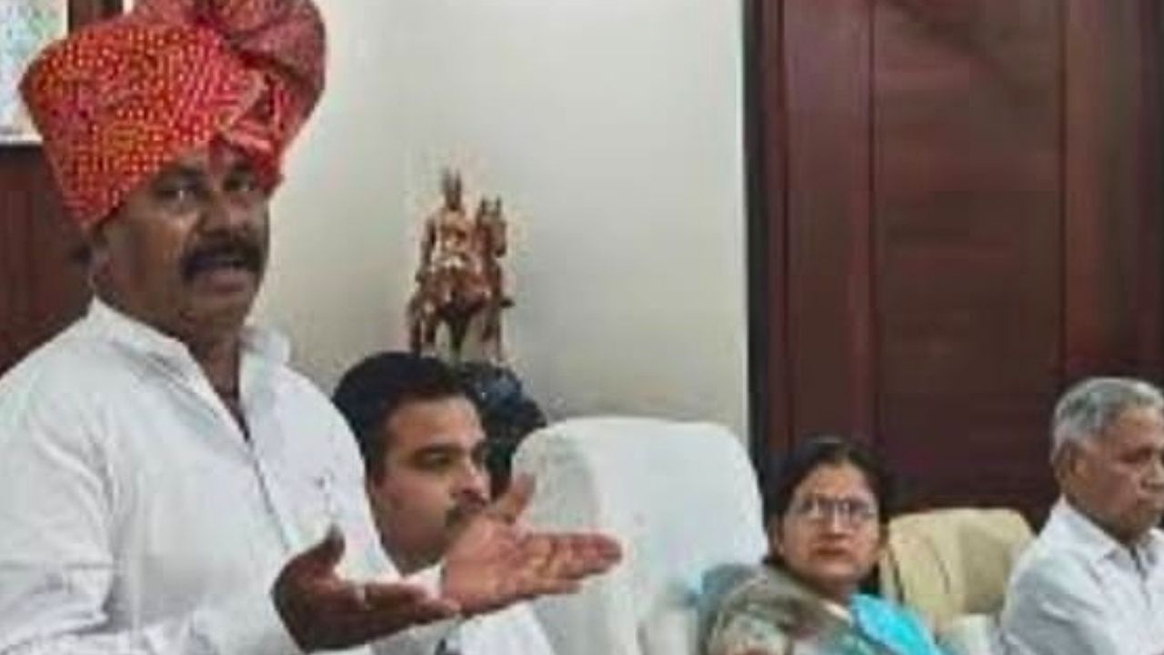 माळेगाव साखर कारखान्याच्या उपाध्यक्षपदी नितीन शेंडे; बिनविरोध निवड, सुनेत्रा पवारांच्या मार्गदर्शनाखाली काम करण्याचा निर्धार