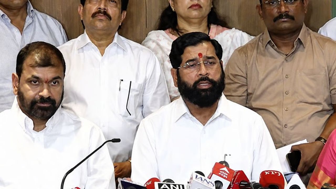 मुंबईत एकनाथ शिंदेंचा नवा प्लान? सचिन अहिरांकडे संघटनेची धुरा सोपवण्याच्या हालचालींना वेग