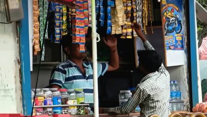 Solapur News : विद्यार्थ्यांचा जीव धोक्यात? माळशिरस तालुक्यात गुटख्याची खुलेआम विक्री, तर शासनाची बंदी कागदावरच?