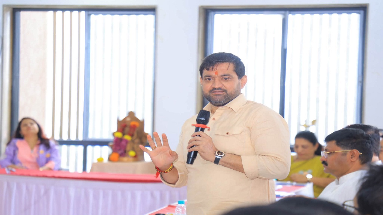 आमदार सुनील शेळके यांच्या प्रयत्नांना यश; आंध्र धरण पाणी प्रकल्पासाठी साडेतीन एकर जागा नगरपरिषदेला हस्तांतरित