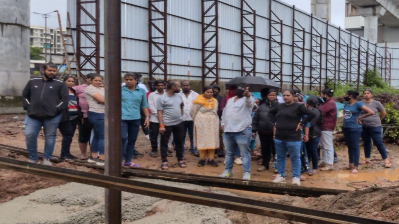 महाळुंगेतील भूखंड वाद तापला, दोन्ही बिल्डरांकडून परस्परांवर आरोप; नेमकं काय घडलं?