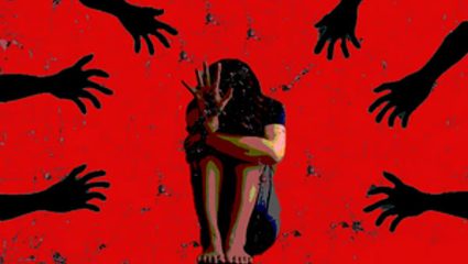 Raigad Crime: ओळखीच्याच तरुणानी केला घात; ५ जणांचा अल्पवयीन मुलीवर अत्य़ाचार,रायगड जिल्ह्यातील संतापजनक प्रकार