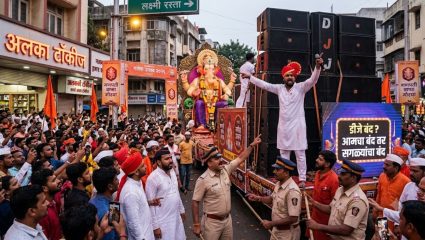 ‘आमचा बंद तर सगळ्यांचा बंद’; अलका चौकात पोलिसांसमोरच डीजेचा दणदणाट, पुण्याच्या विसर्जन मिरवणुकीत आवाजाचा भडका