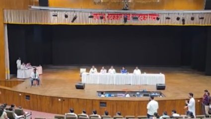 Ambernath News: अंबरनाथ पालिकेत भाजप-शिवसेना आमनेसामने; युती तुटण्याची धमकी