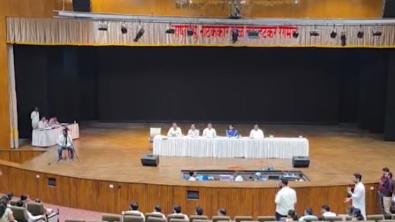 Ambernath News: अंबरनाथ पालिकेत भाजप-शिवसेना आमनेसामने; युती तुटण्याची धमकी