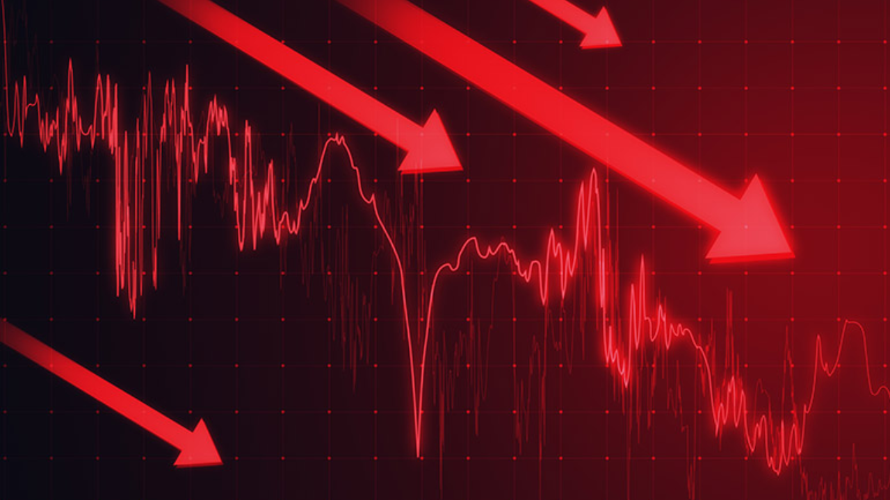Share Market Crash : गुंतवणूकदारांना फुटला घाम… सलग 7 आठवड्यांपासून घसरण सुरुच; मार्केटमध्ये नक्की घडतंय काय?