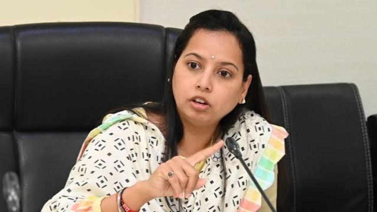 Aditi Tatkare : हरिहरेश्वरच्या पर्यटनासाठी आदिती तटकरेंचा पुढाकार, पर्यटन सुविधांना चालना देण्याच्या सूचना