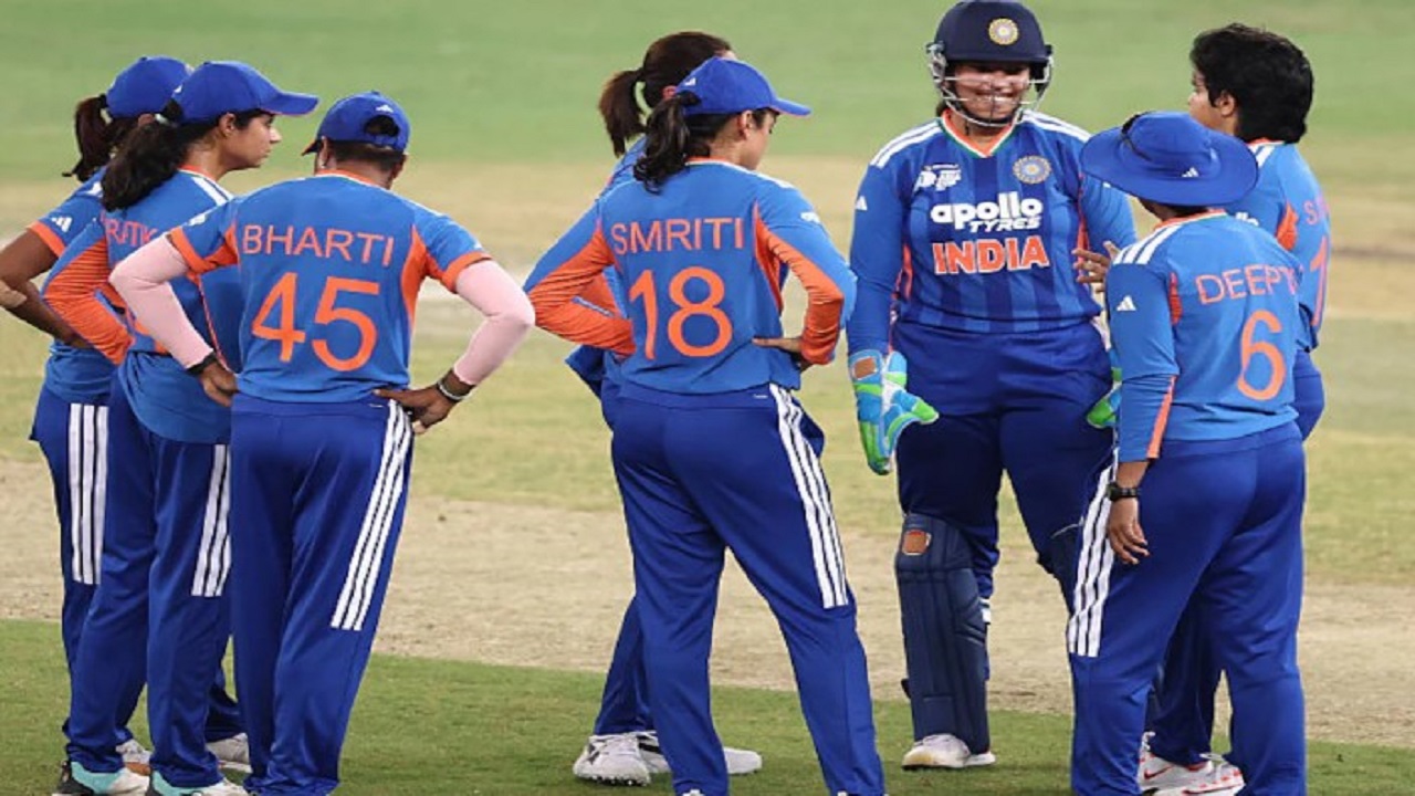 IND-W vs SL-W : भारताने आठव्यांदा पटकावले महिला आशिया कपचे जेतेपद; श्रीलंकेवर 72 धावांनी मात