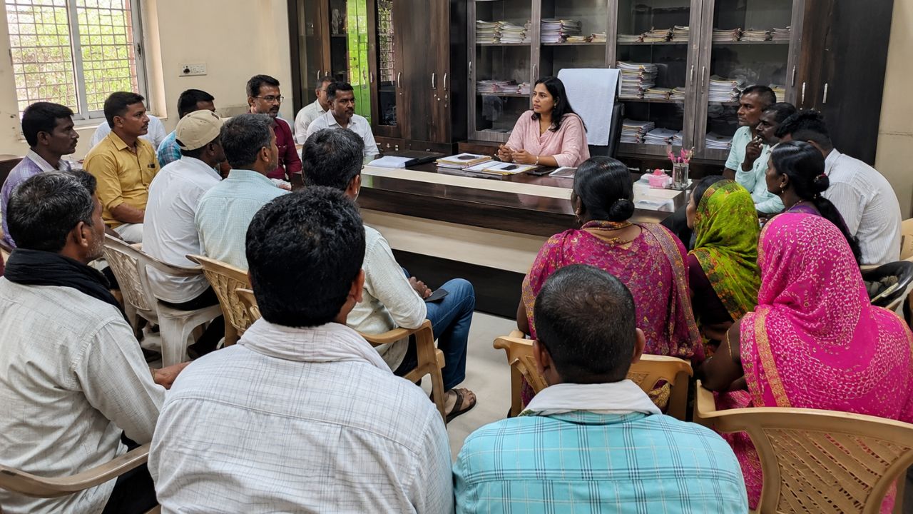 Chandrapur News: गावातच रोजगार, स्थलांतराला आळा! सामूहिक वनहक्कासाठी ब्रह्मपुरीतील २६ ग्रामसभांची एकजूट