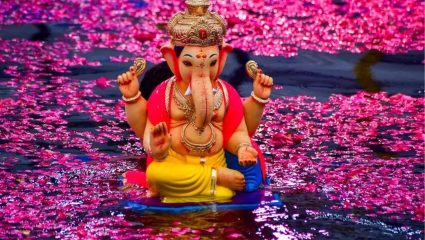 Jalgaon Ganesh Visarjan 2026: गणेश विसर्जनासाठी मार्ग सज्ज! ९० टक्के काम पूर्ण; खड्डेमुक्त रस्त्यांसह धोकादायक फांद्यांचीही छाटणी