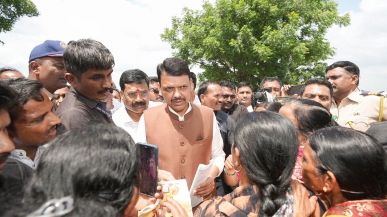 Maharashtra Drought : मुख्यमंत्र्यांकडून पुन्हा ‘या’ गोष्टीचा पुनरुच्चार, बळीराजाला दिलासा मिळणार
