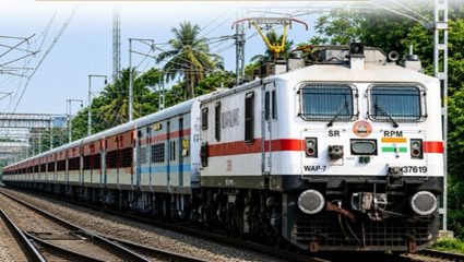 CSMT Sawantwadi Express: चला, कोकण आपलाच असा…! गणेशोत्सवात कोकणवासीयांना रेल्वेची भेट; CSMT-सावंतवाडी एक्स्प्रेसचा आज शुभारंभ